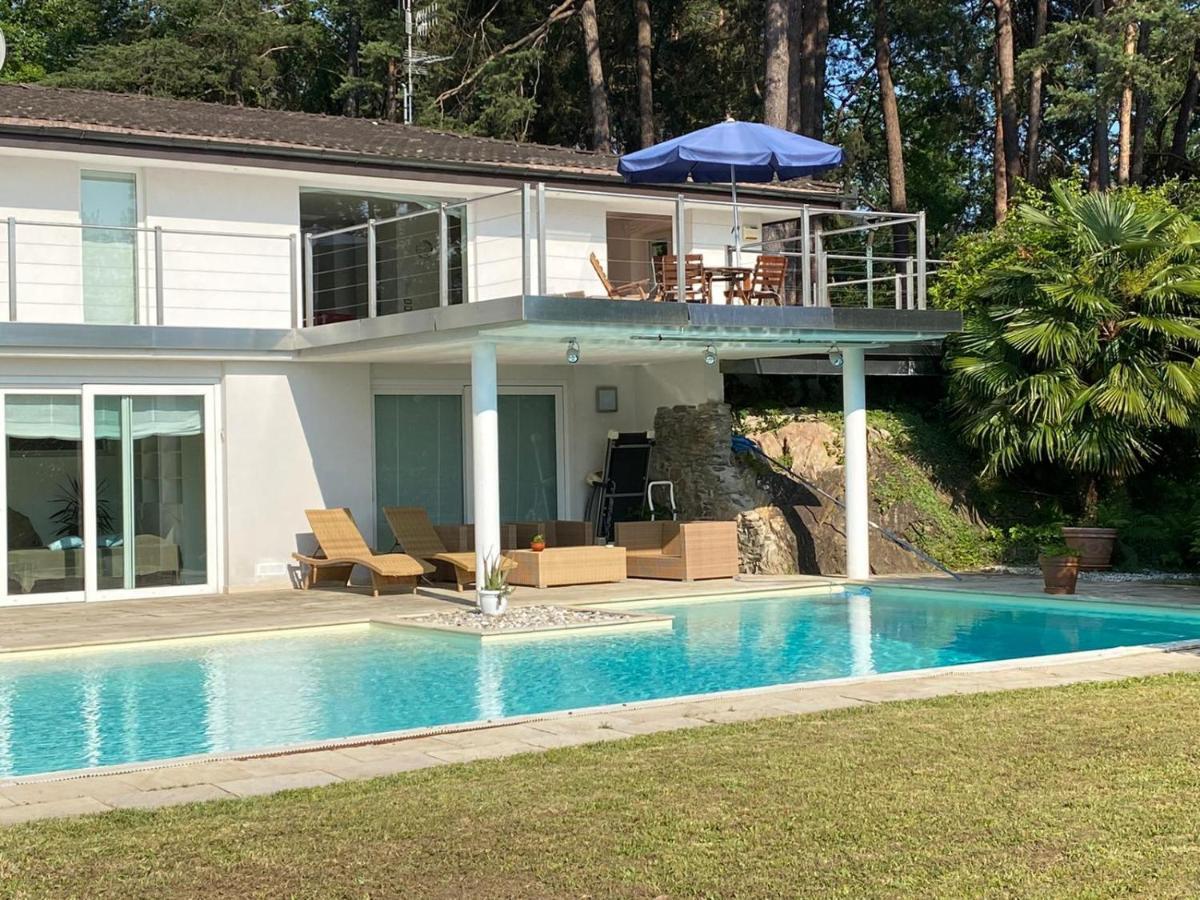 Villa Violetta Luino Exteriör bild
